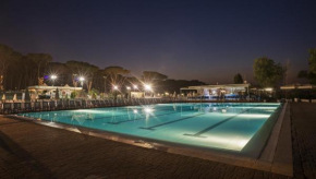 Отель Camping Village Fabulous  Казал Палокко